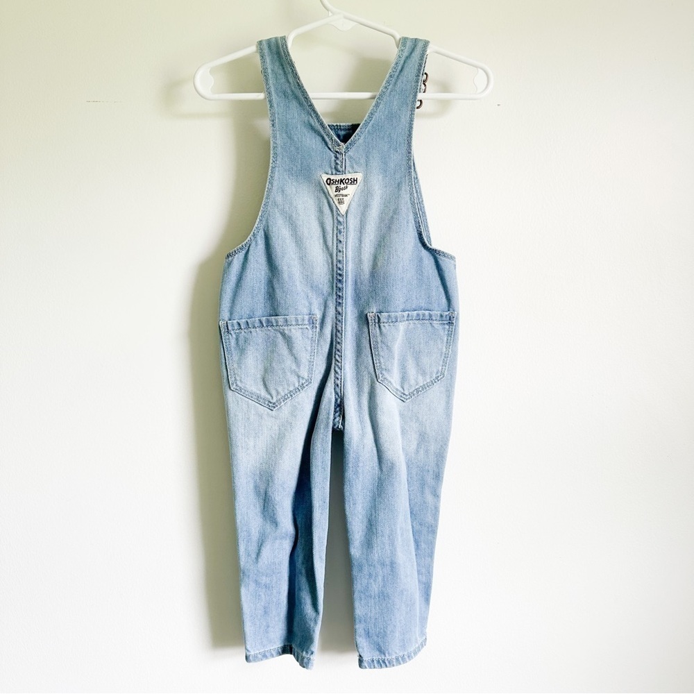 Oshkosh Bigosh Blue floral Embroidered Lightwash Denim overalls 12M - Picture 4 of 6